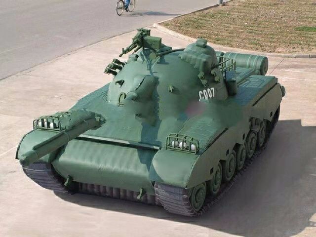 万州军用充气坦克车